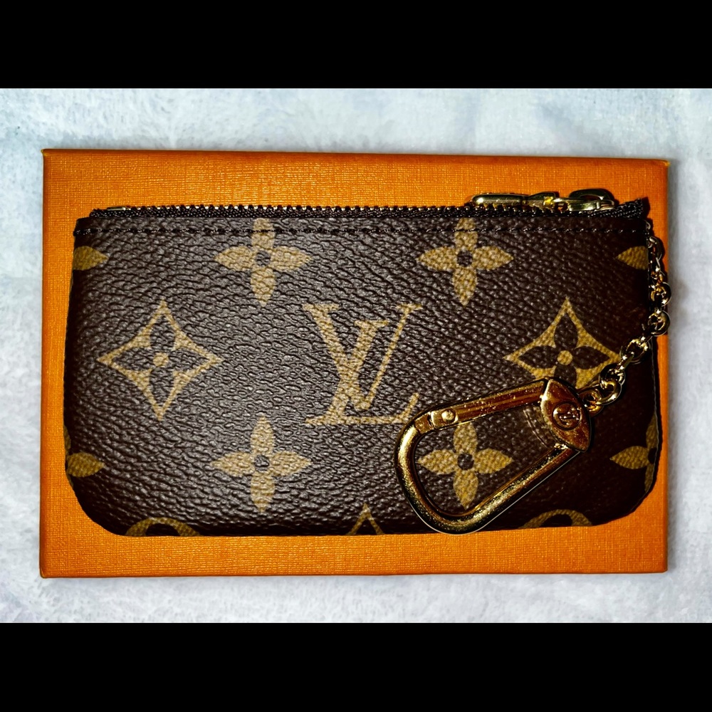 Louis Vuitton Authentic Key Pouch